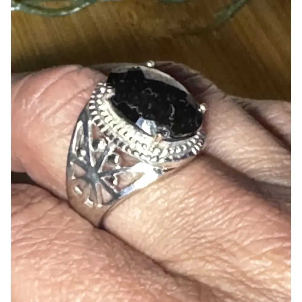 Vintage 925 Sterling Silver Faceted Black Onyx Filigree Statement Ring Size 7